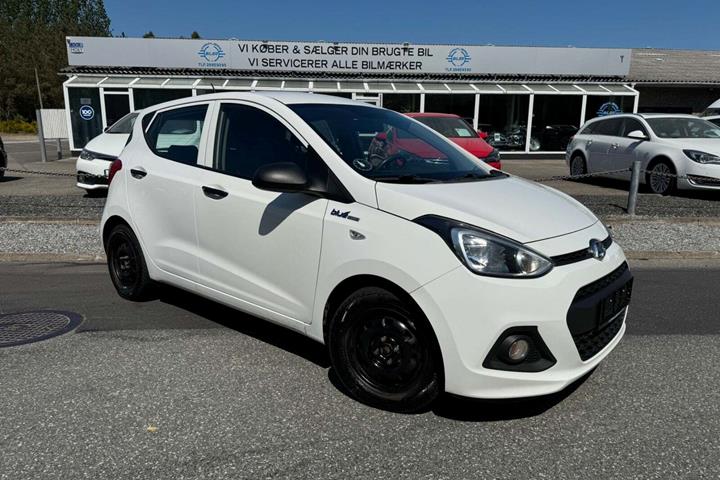 Hvid Hyundai i10 fra 2014