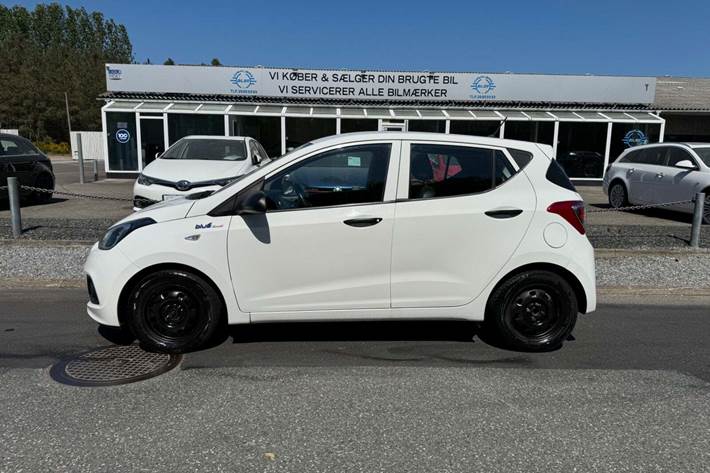 Hvid Hyundai i10 fra 2014