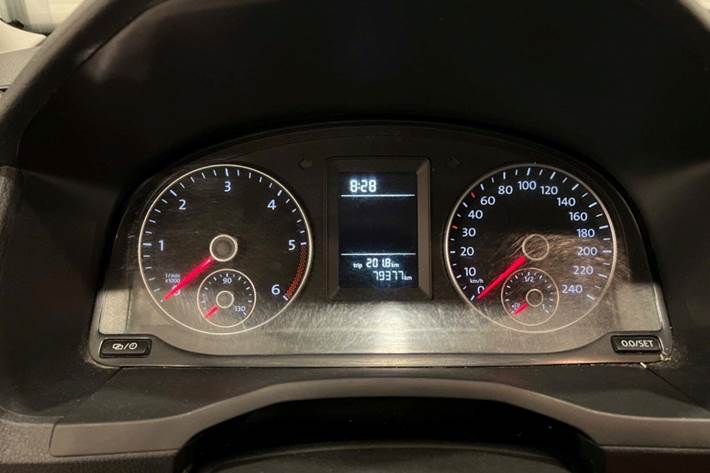 Hvid VW Caddy Maxi fra 2020