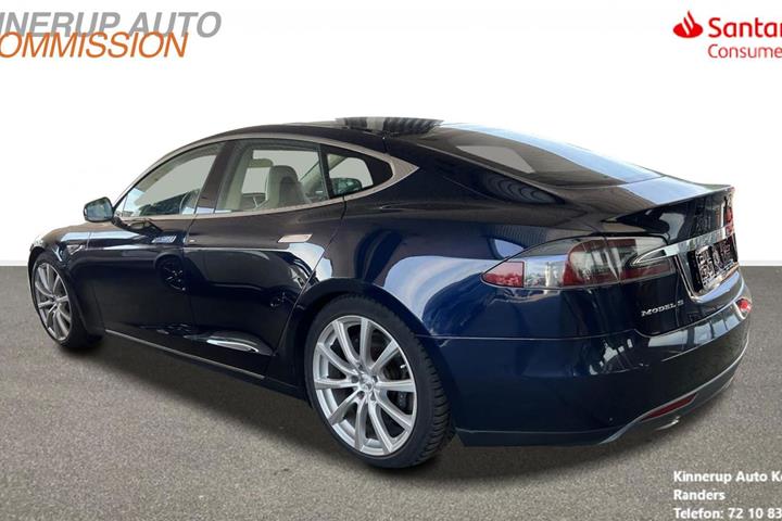 Blå Tesla Model S fra 2013