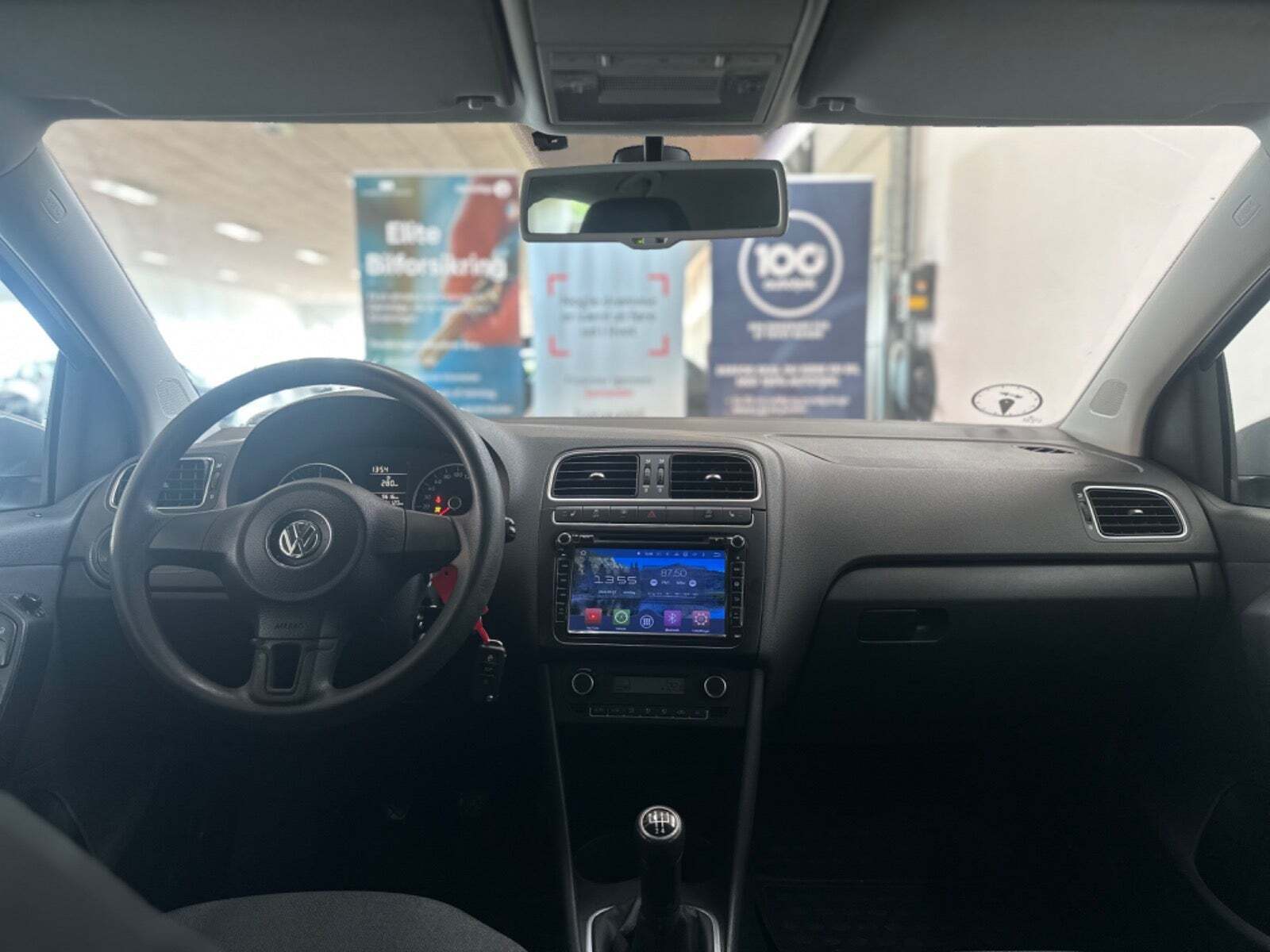 Sølv VW Polo fra 2010