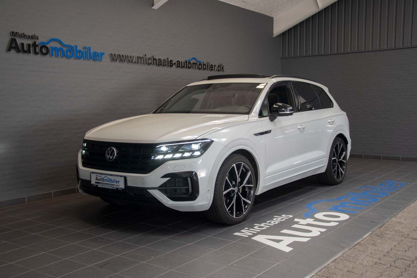 VW Touareg 3,0 TDi 286 R-line aut. 4Motion