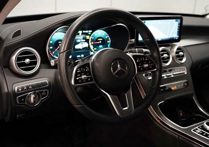 Mercedes C300 de 2,0 AMG Line Night Edition stc. aut.