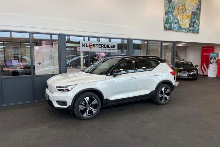 Hvid Volvo XC40 fra 2022