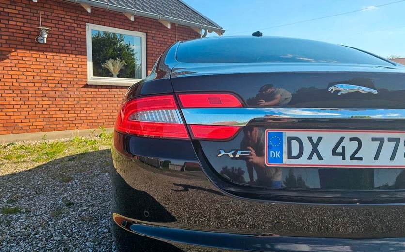 Jaguar XF