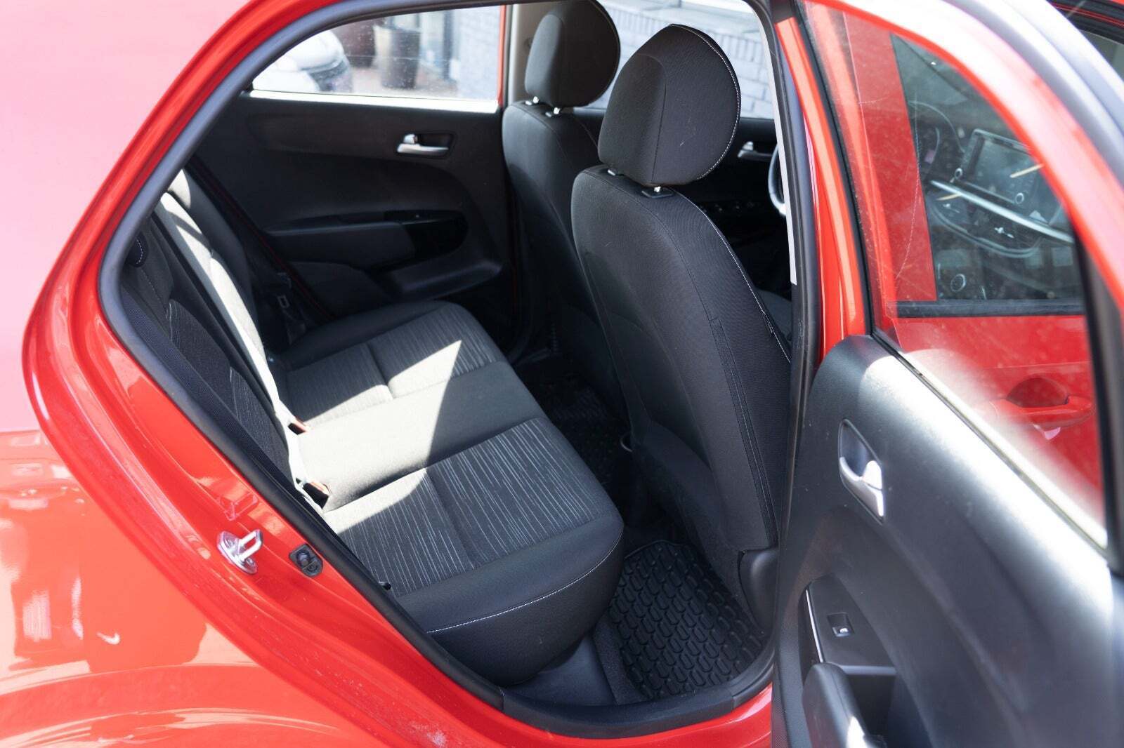 Rød Kia Picanto fra 2019