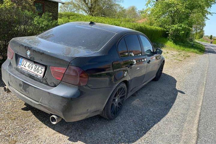 undefined BMW 318d fra 2012