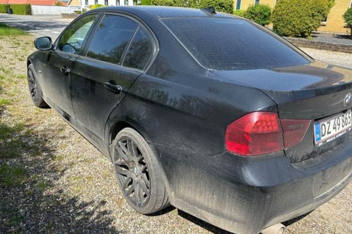 undefined BMW 318d fra 2012