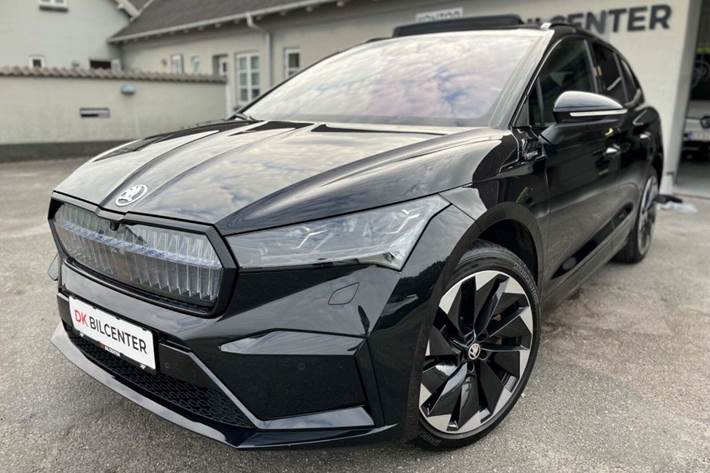 Sort Skoda Enyaq fra 2023