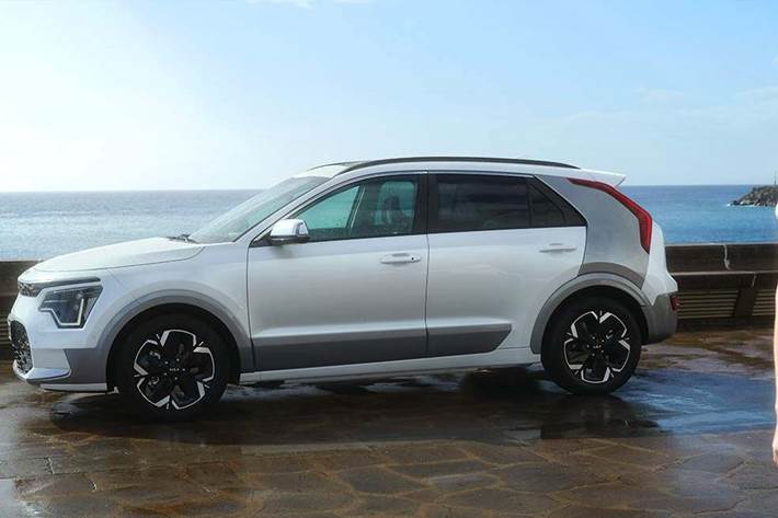 Hvid Kia Niro fra 2024