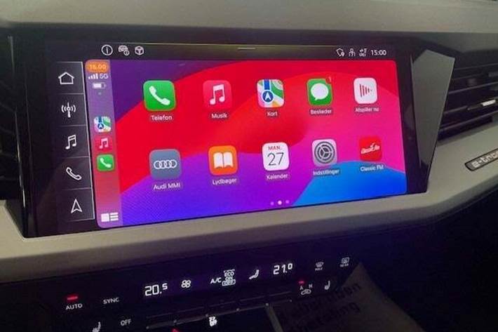 Grå Audi Q4 e-tron fra 2023