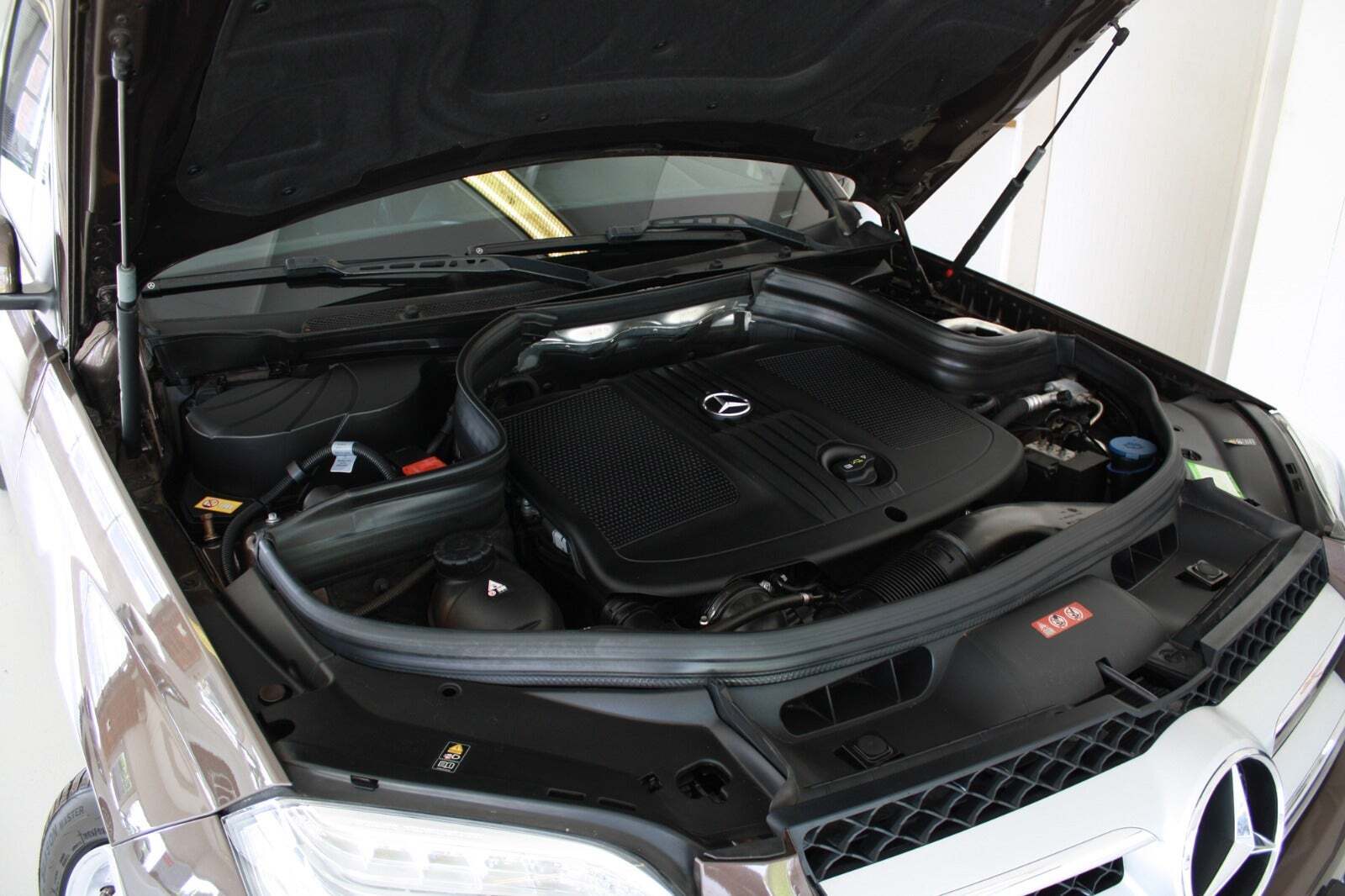 Brun Mercedes GLK220 fra 2015