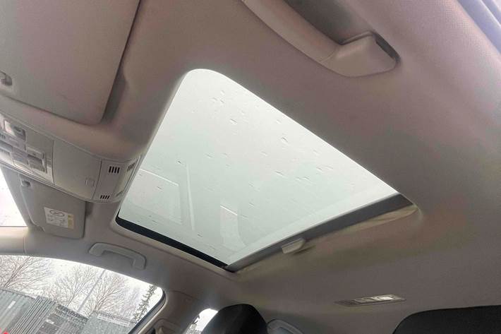 Sølv VW Passat fra 2017