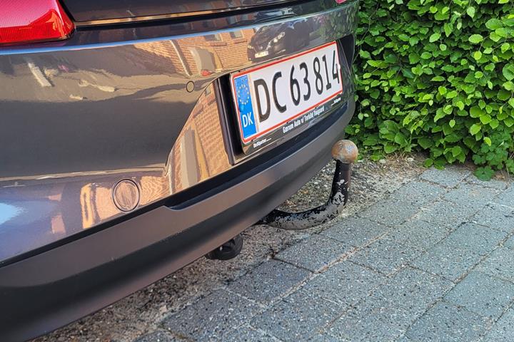 Grå Hyundai i30 fra 2017