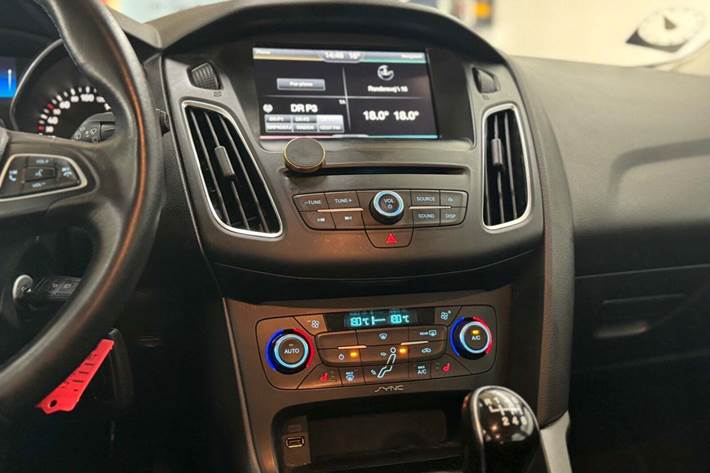 Sølv Ford Focus fra 2015