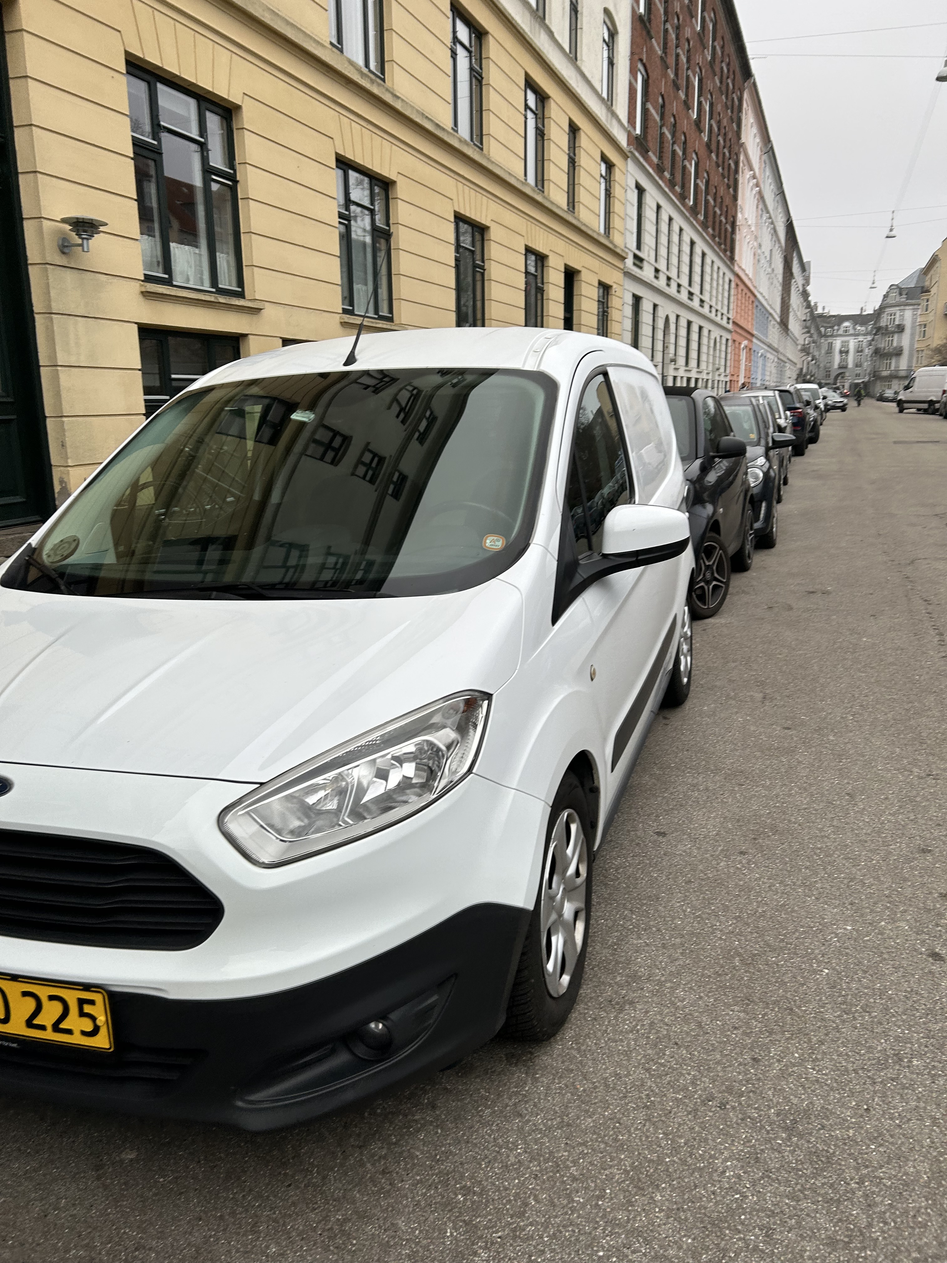 Ford Transit Courier 1,6 TDCI (95 HK) Van Forhjulstræk Manuel