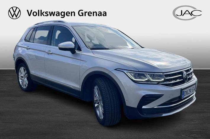 Sølv VW Tiguan fra 2023