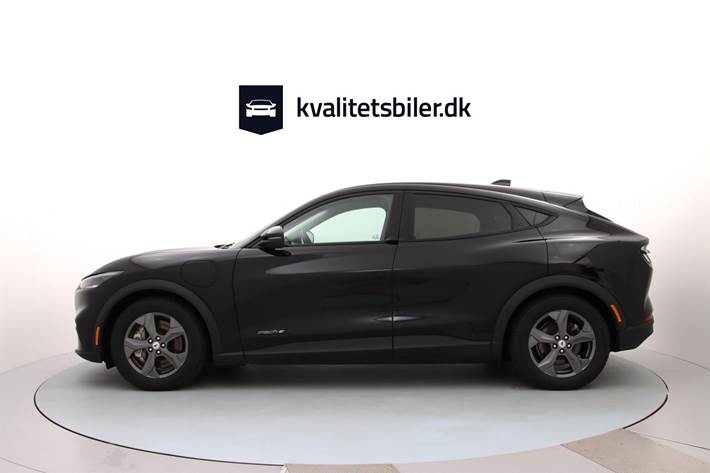 Sort Ford Mustang Mach-E fra 2022
