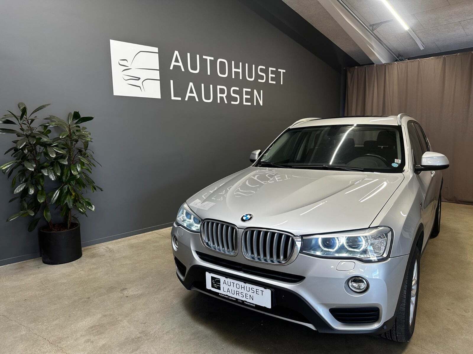 Sølv BMW X3 fra 2016