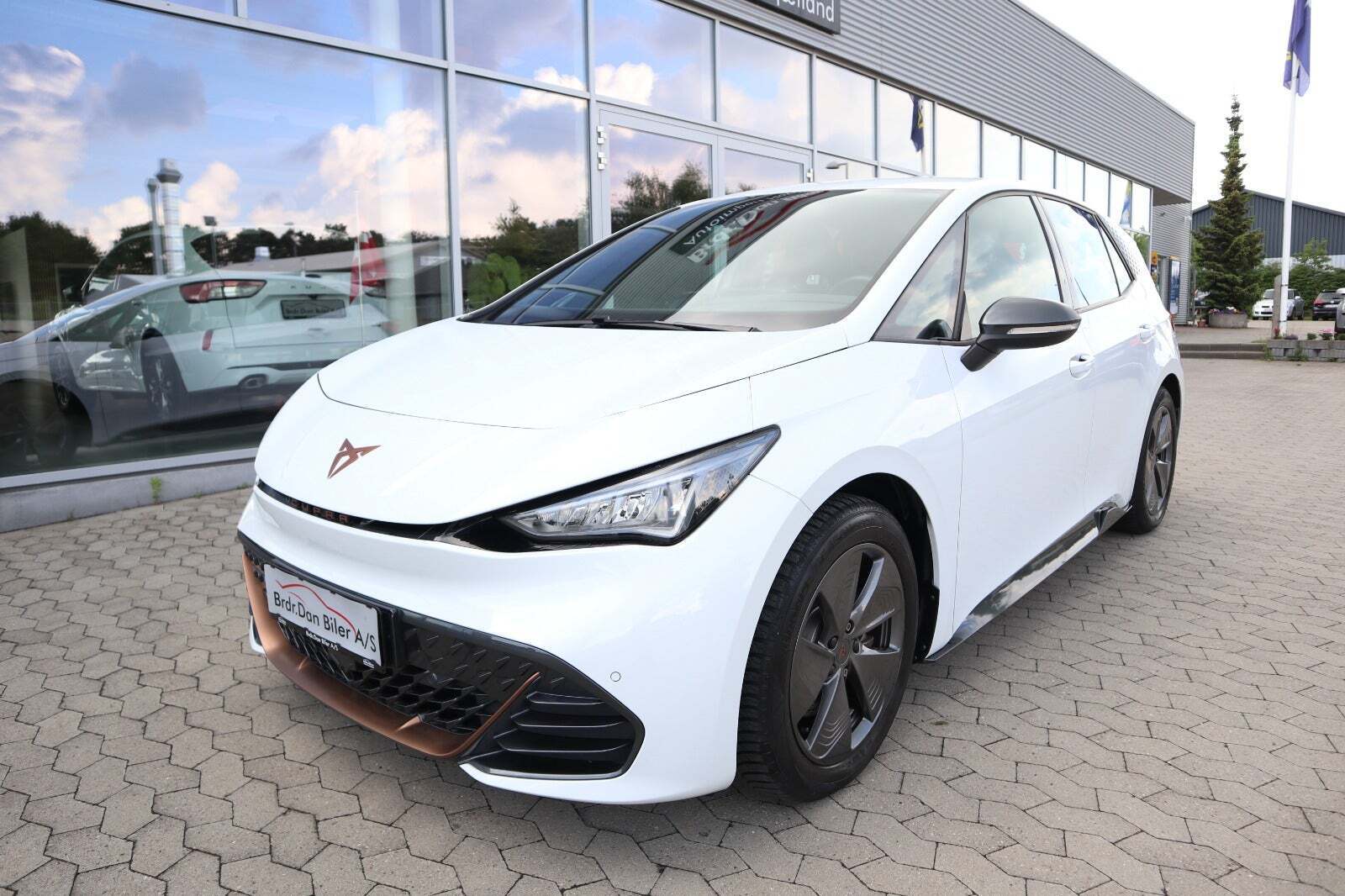 Hvid Cupra Born fra 2022