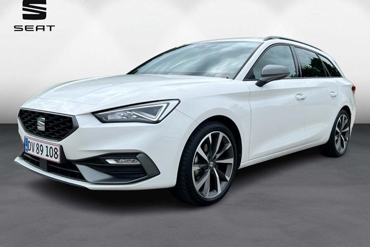 Hvid Seat Leon fra 2023