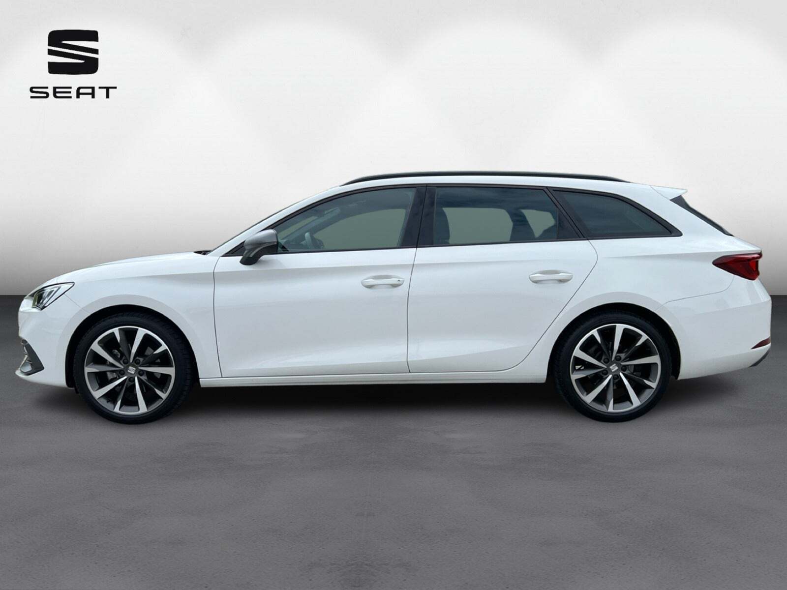 Hvid Seat Leon fra 2023
