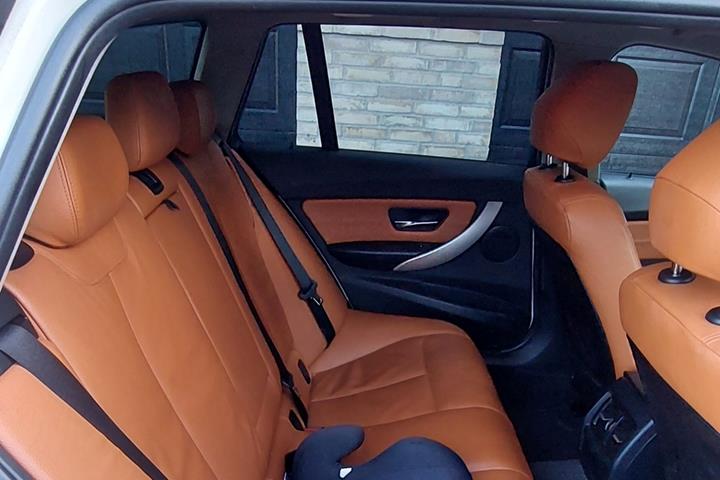 Hvid BMW 3-Serie fra 2015