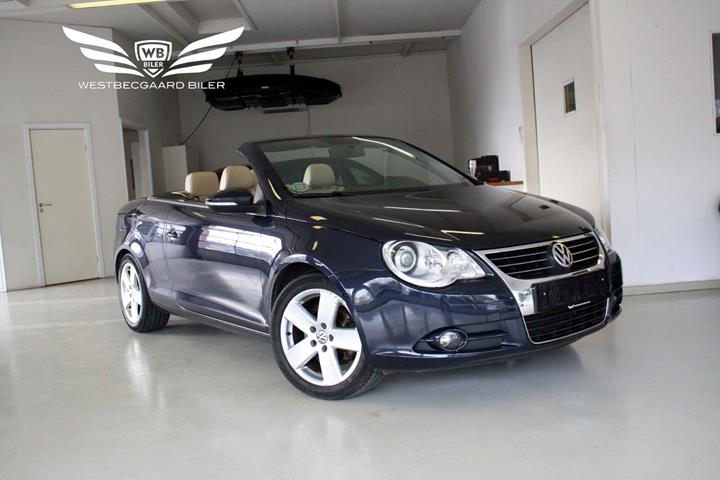 Blå VW Eos fra 2010