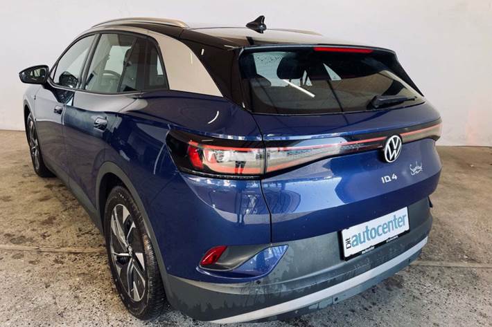 Blå VW ID.4 fra 2023