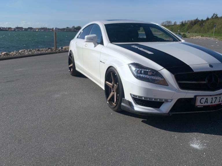 Mercedes CLS220 5,5 G37YP1