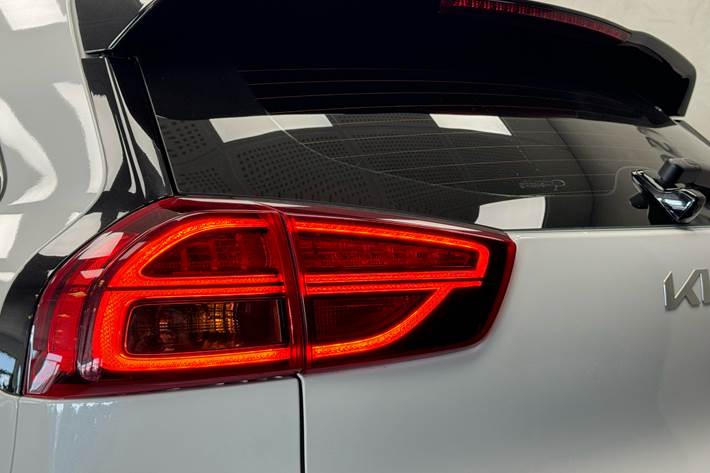 Hvid Kia e-Niro fra 2022