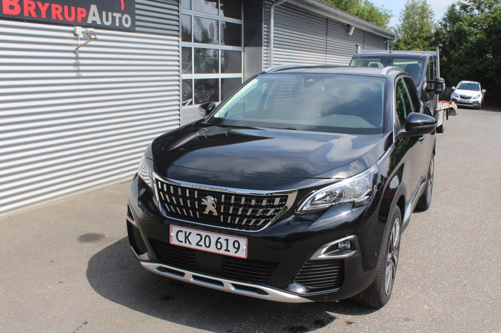 Sort Peugeot 3008 fra 2019