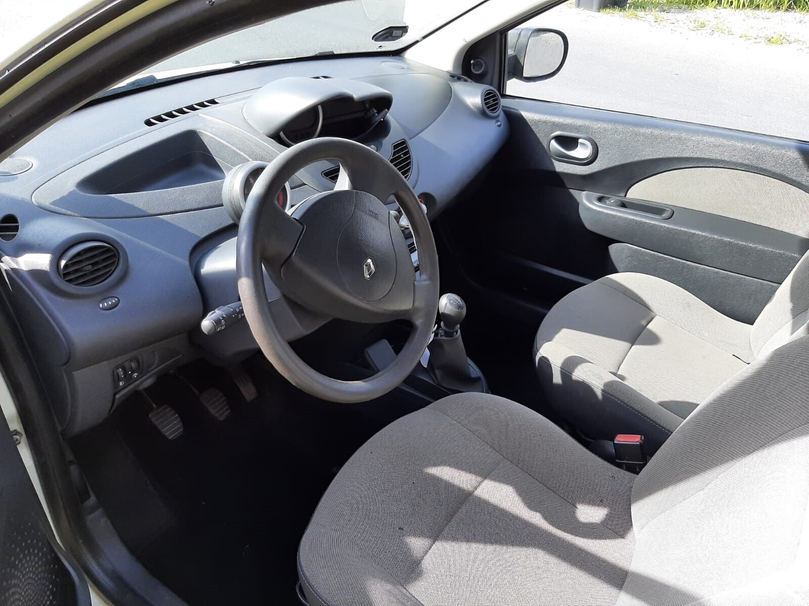 Hvid Renault Twingo fra 2010