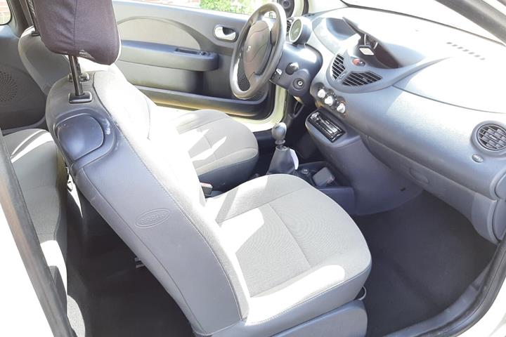 Hvid Renault Twingo fra 2010