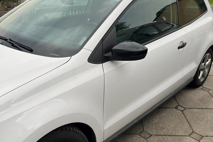 Hvid VW Polo fra 2010