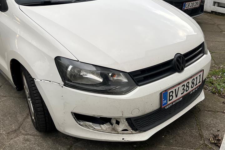 Hvid VW Polo fra 2010