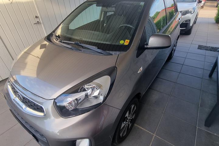 Grå Kia Picanto fra 2016