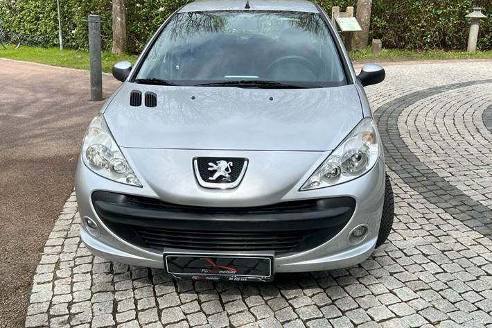 Sølv Peugeot 206+ fra 2010