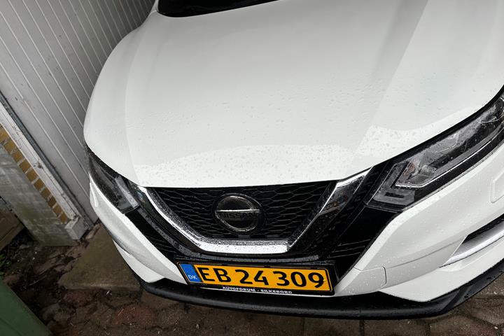 Hvid Nissan Qashqai fra 2019