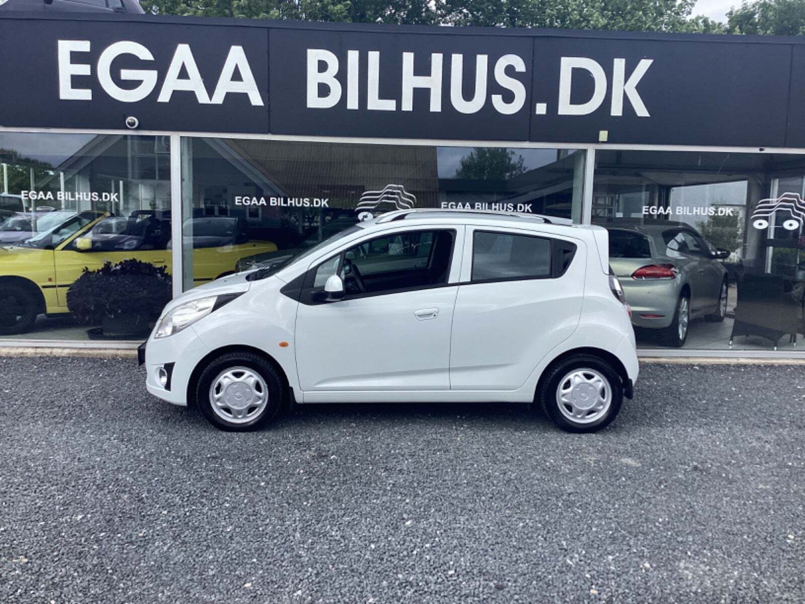 Hvid Chevrolet Spark fra 2011