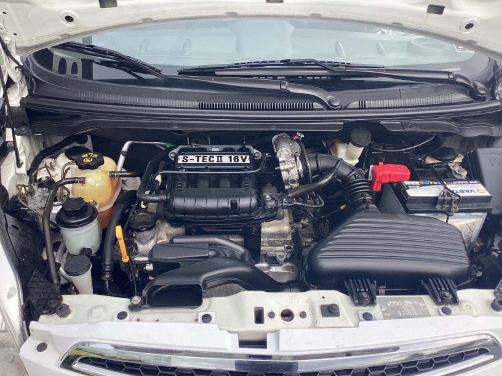 Hvid Chevrolet Spark fra 2011