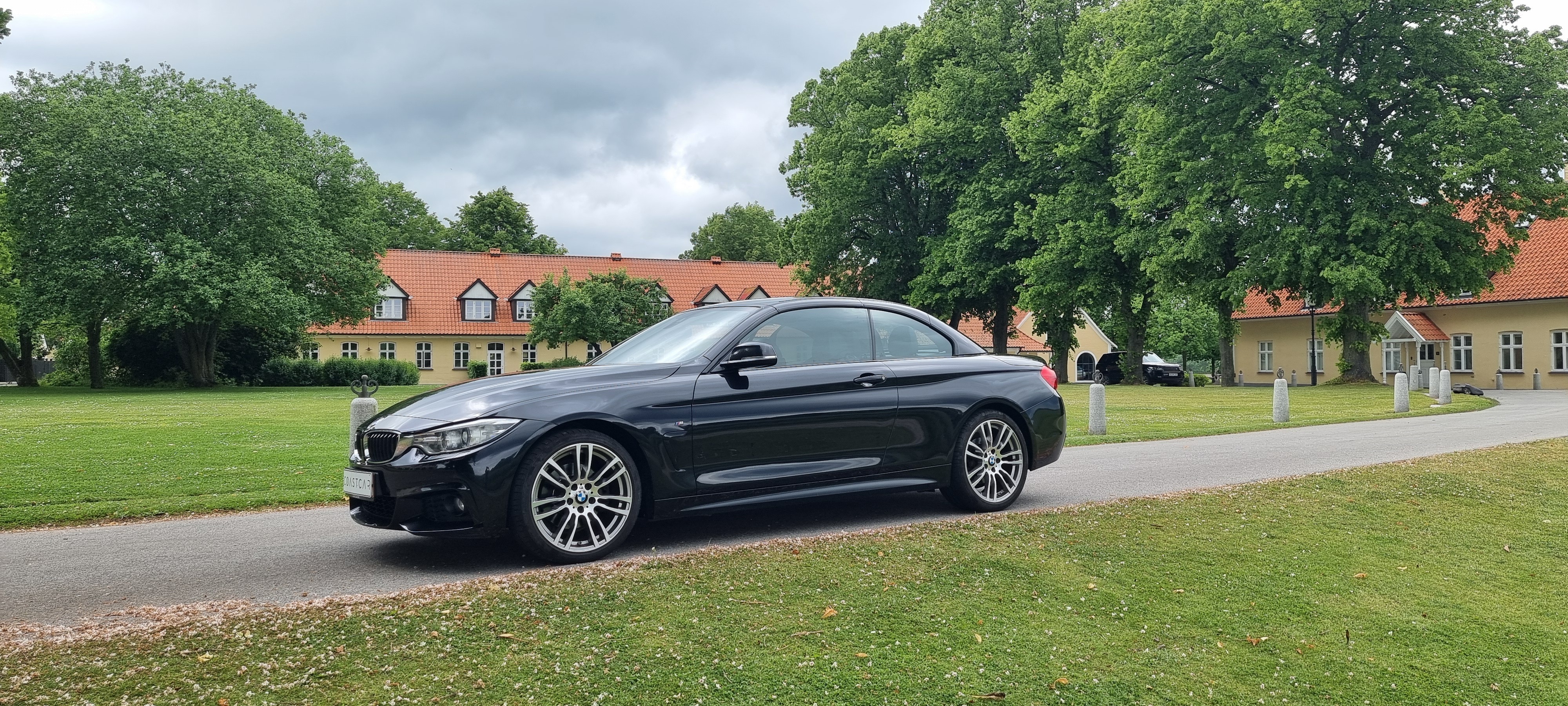 Sort BMW 4-serie fra 2014