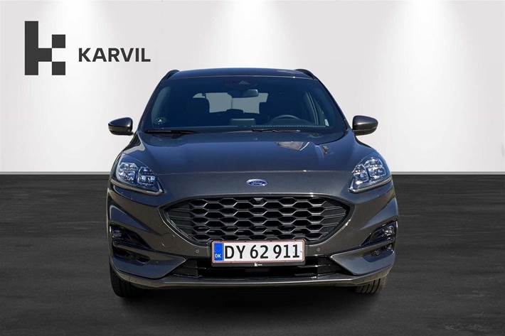 Grå Ford Kuga fra 2023