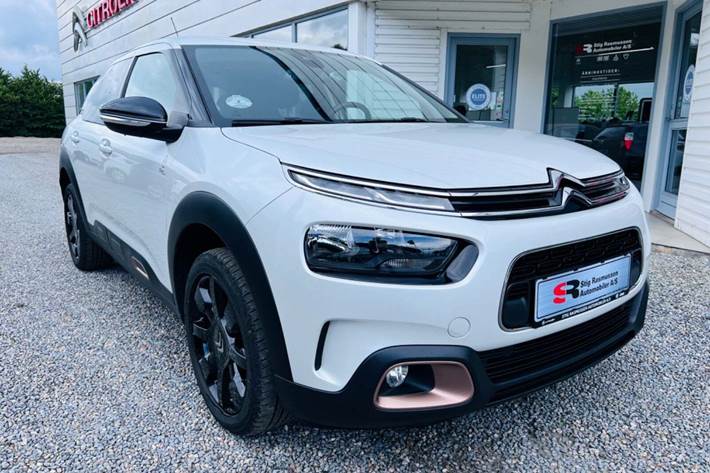 Hvid Citroën C4 Cactus fra 2020 set udefra