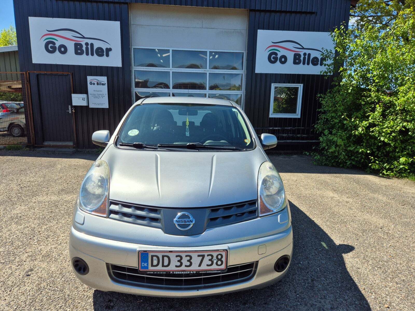 Grøn Nissan Note fra 2008