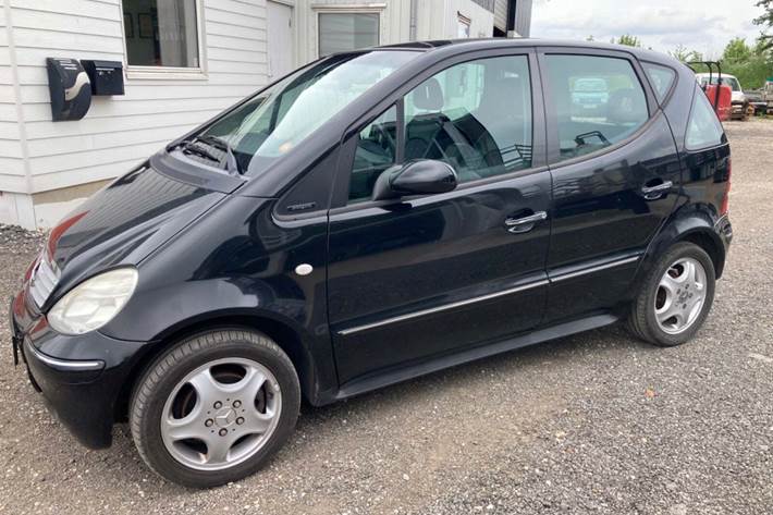 Sort Mercedes A160 fra 2002