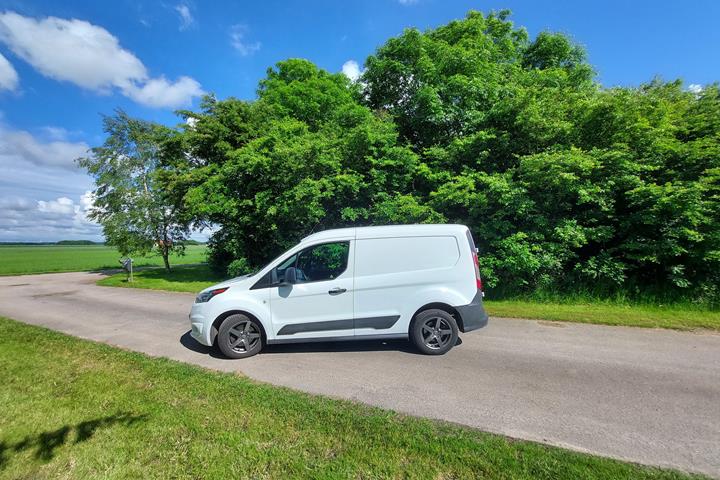 Hvid Ford Transit Connect fra 2016