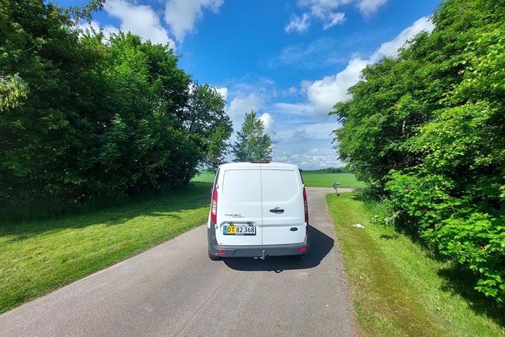 Hvid Ford Transit Connect fra 2016