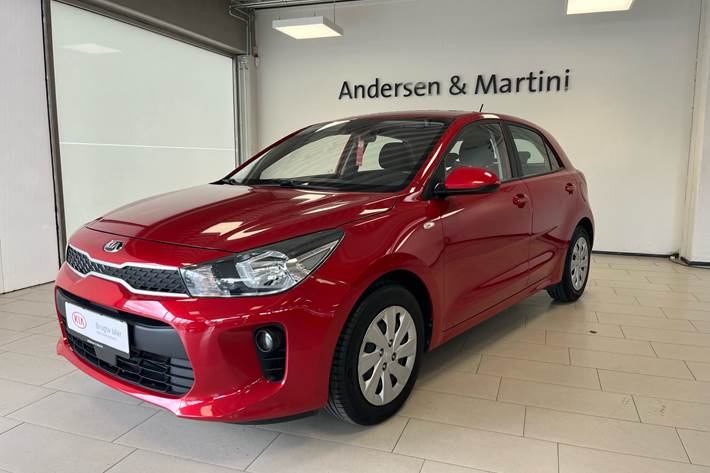 Rød Kia Rio fra 2020