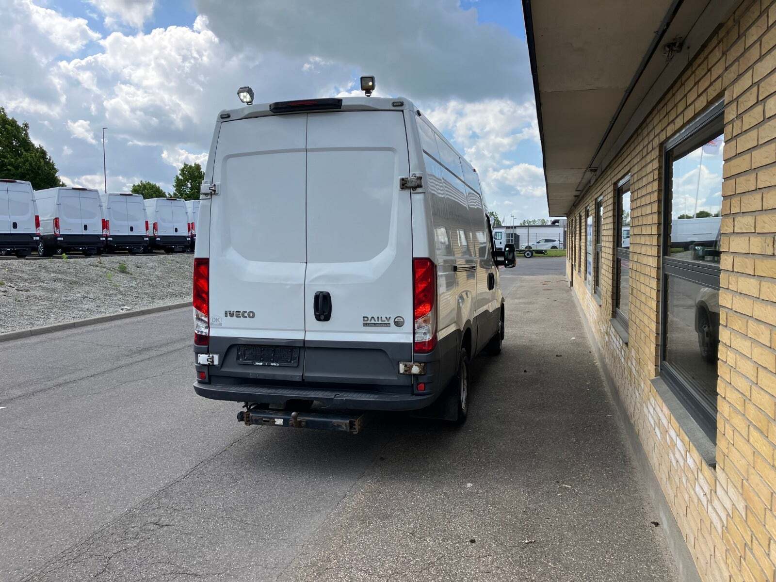 Hvid Iveco Daily fra 2018